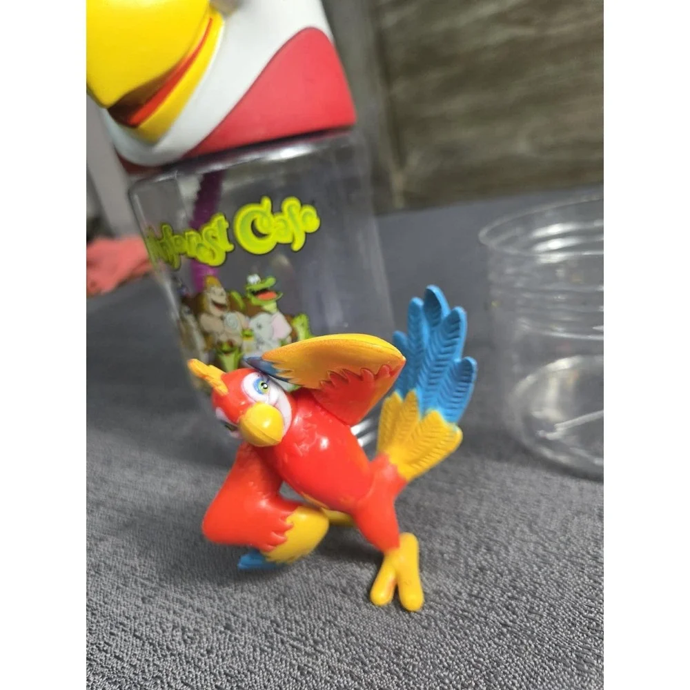 Rainforest Cafe Rio Macaw Bird Character Cup Straw Figure Vintage